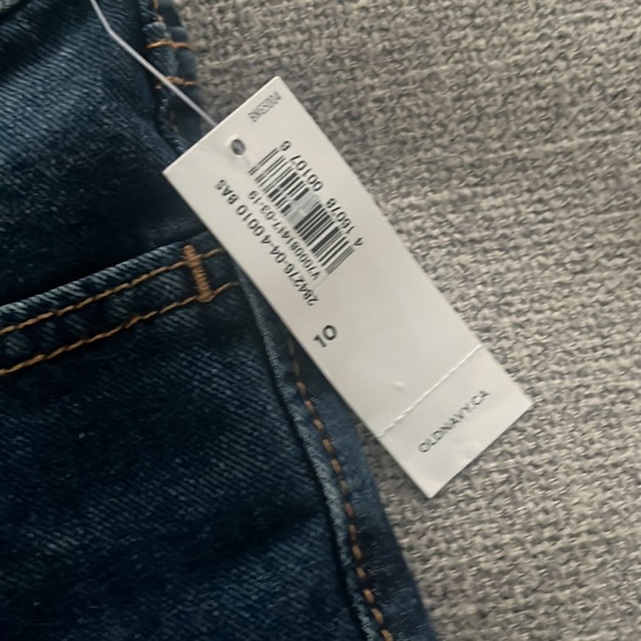 BRAND NEW OLD NAVY JEANS - Picture 2 of 3